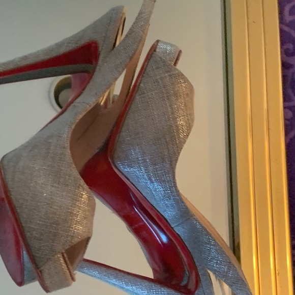 Authentic Christian Louboutin - Picture 2 of 8